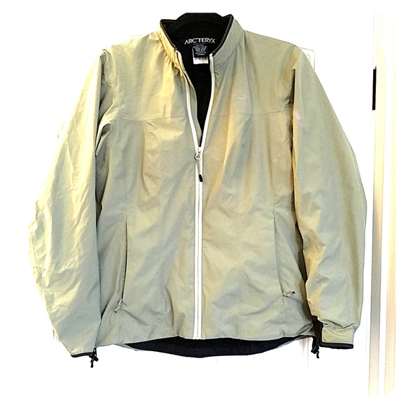 Arc'teryx Jackets & Blazers - Arc'teryx light weight windstopper jacket
